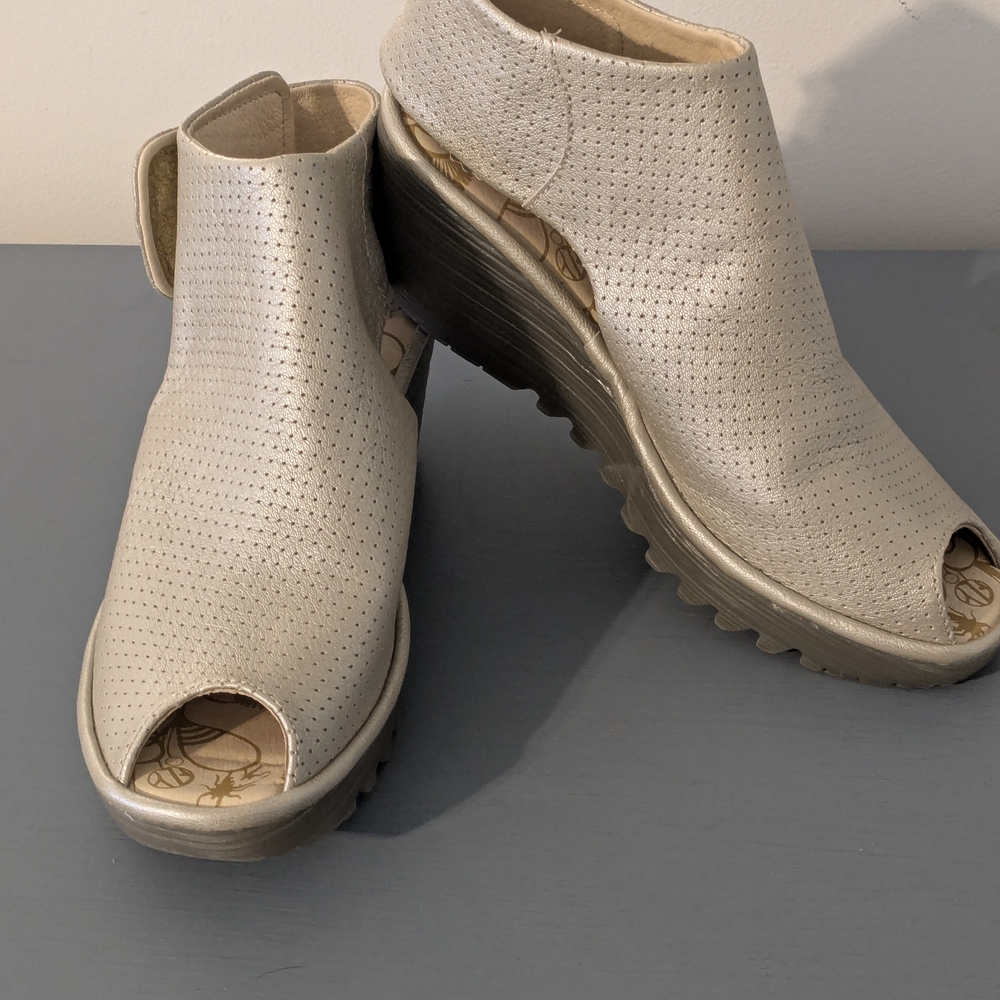 Fly London Light Gray Perforated Peep-Toe Mules